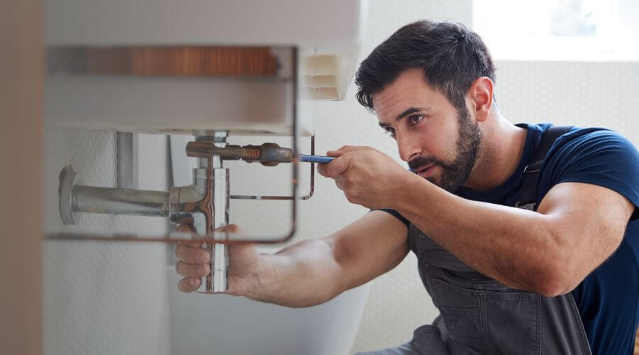 Expert burst pipe repair services in Arjay, KY